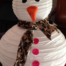 Use Paper Lanterns for Christmas Decorations